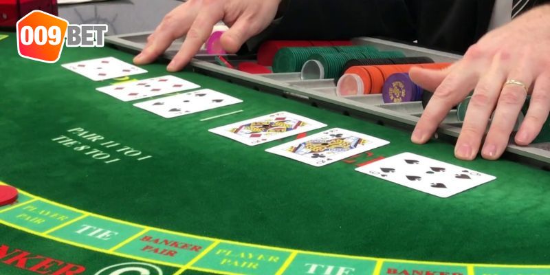 Áp dụng 3 mẹo chơi Baccarat live bất bại từ cao thủ